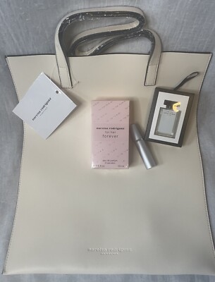 Narciso Rodriguez Fragrance & Tote