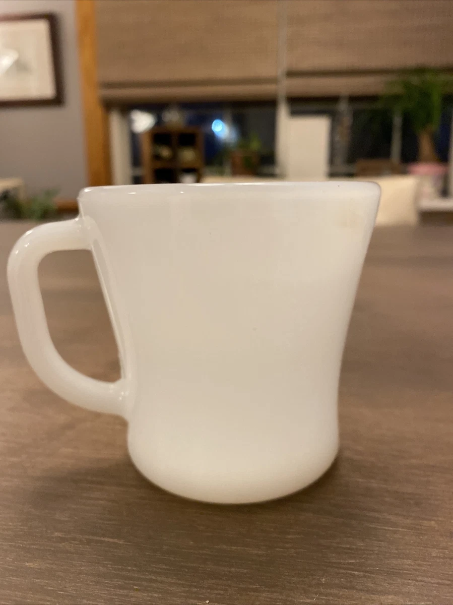 White cheap glass mugs