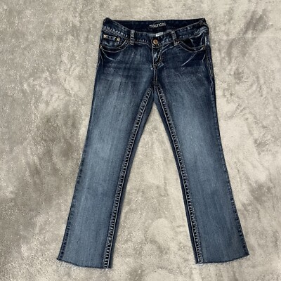 Maurices blue denim embroidered pockets stretch bootcut jeans 3/4 Short