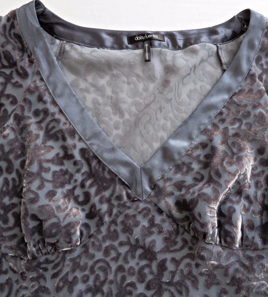 DAISY FUENTES MODA Gray Sheer Velvet Satin Lace Blouse Shirt Top Women