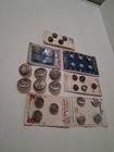 VINTAGE 6 SLEEVES  (32) BUTTONS ON ORIGINAL CARDS & 6 LOOSE BUTTONS — photo 3