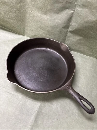 Rare Vintage Griswold #9 Cast Iron Skillet Slant Logo 231 Erie PA