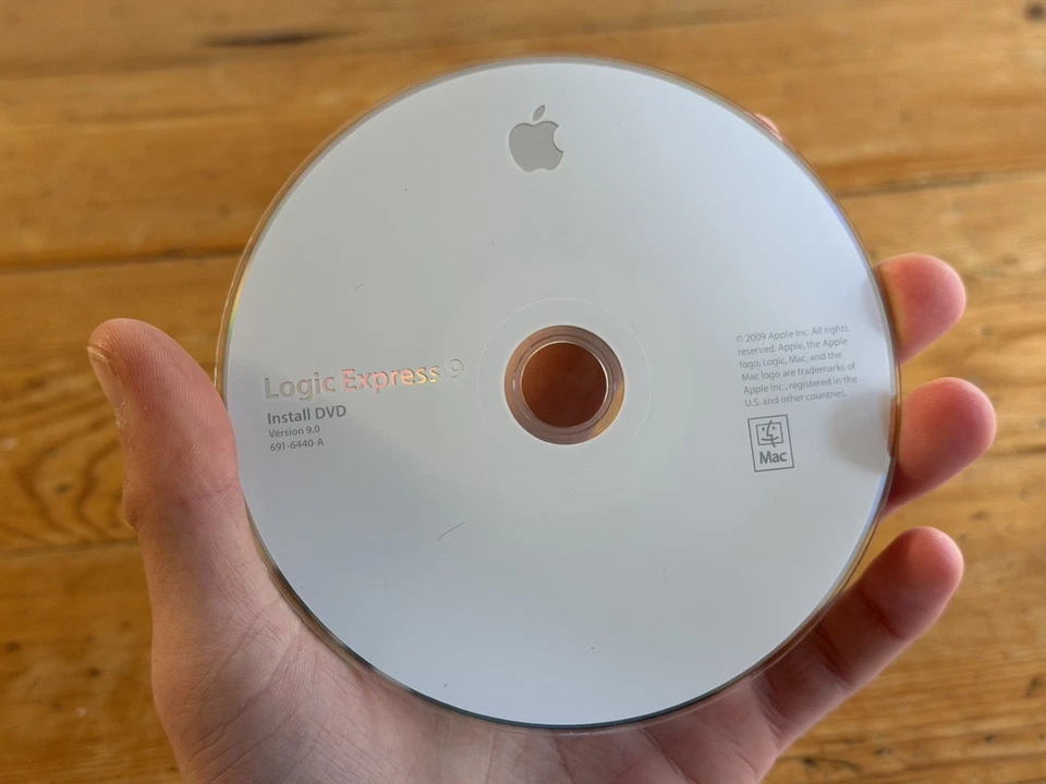 Apple Logic Express 9 Complete - Image 4 of 4