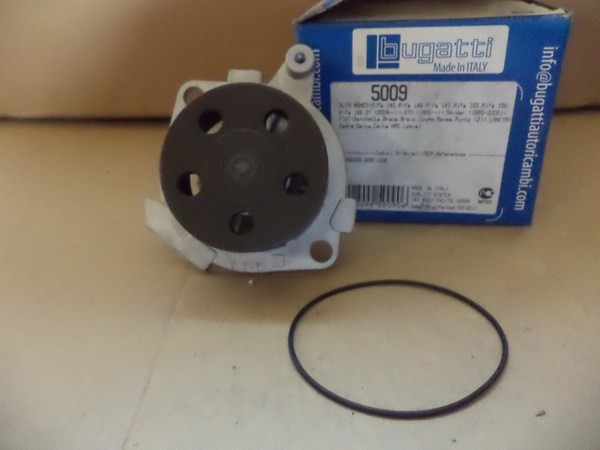 Pompe à eau Bugatti PA5009 pour Alfa Romeo 147 156 159 et Brera