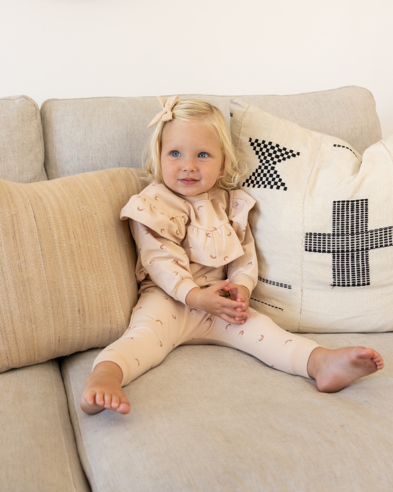 Quincy Mae Ruffle Fleece Sweatshirt Rainbow Toddler Top 3-6 Months Soft Warm