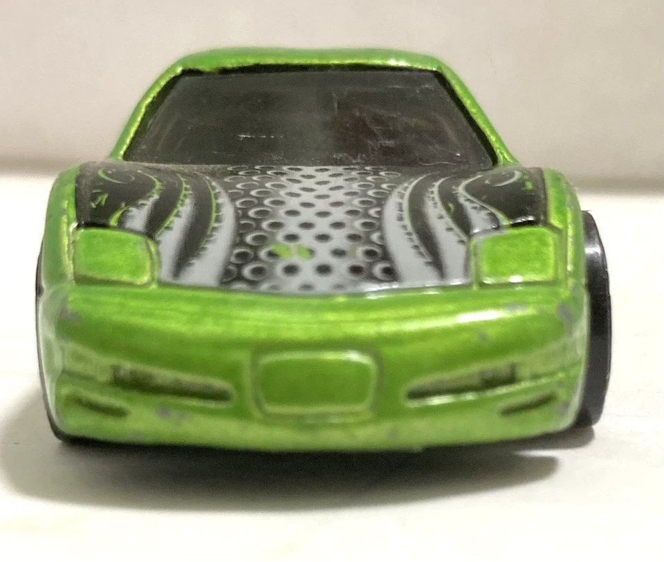 Corvette Hot Wheels '97 - 2002 H W Octoblast 5-pk 4/5 - coche suelto verde Foto 3 de 4
