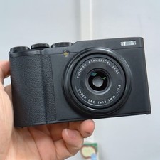 Fujifilm Fuji XF10 Black 24.2 MP Digital Camera English Black w/charger Tested