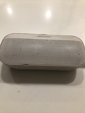 BOSE SOUNDLINK FLEX BLUETOOTH SPEAKER For Parts Needs Charging Port Fixed