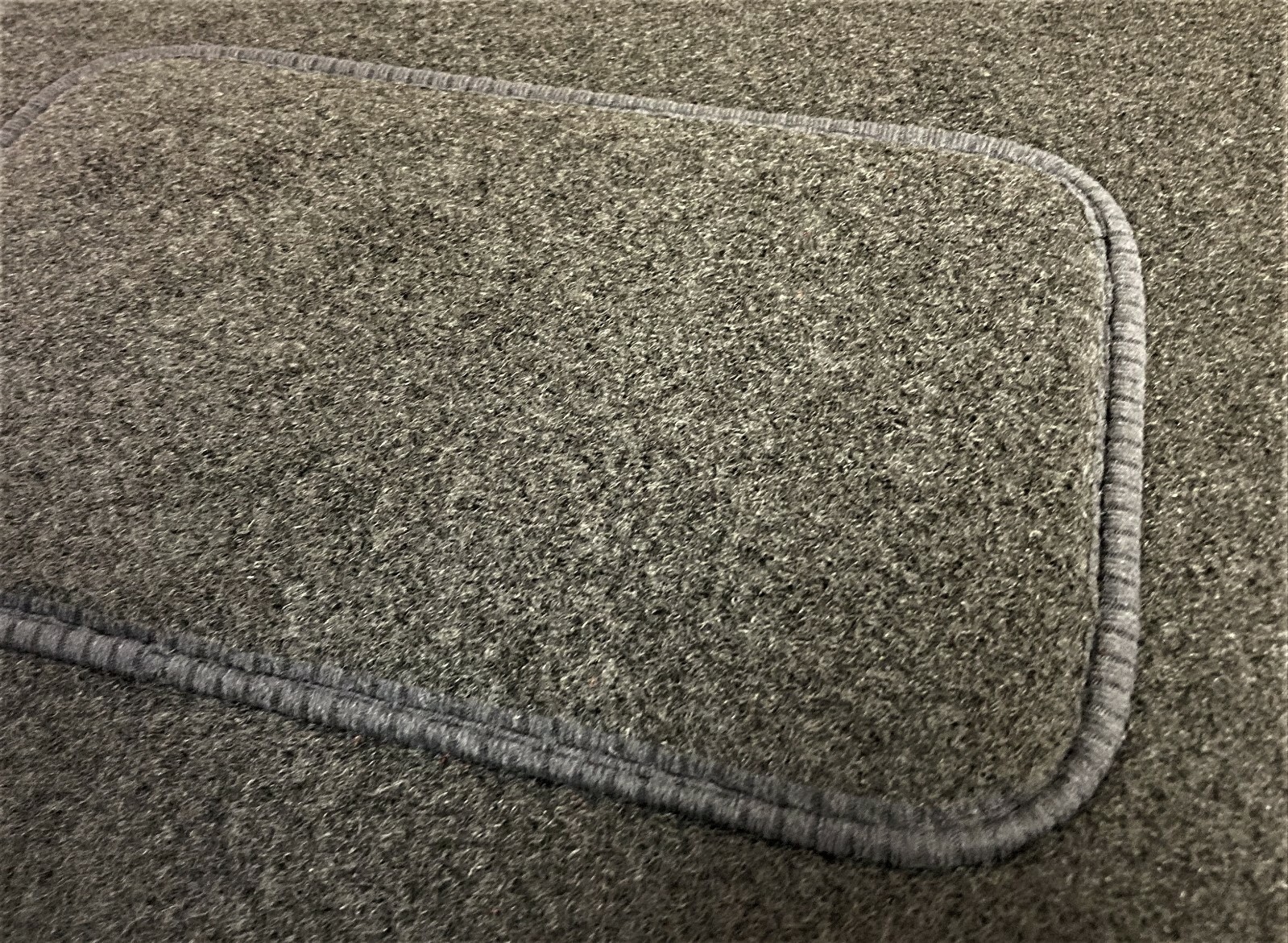 Car Mats for Renault Clio Campus 2005 to 2009 Fitted Dark Grey Carpet