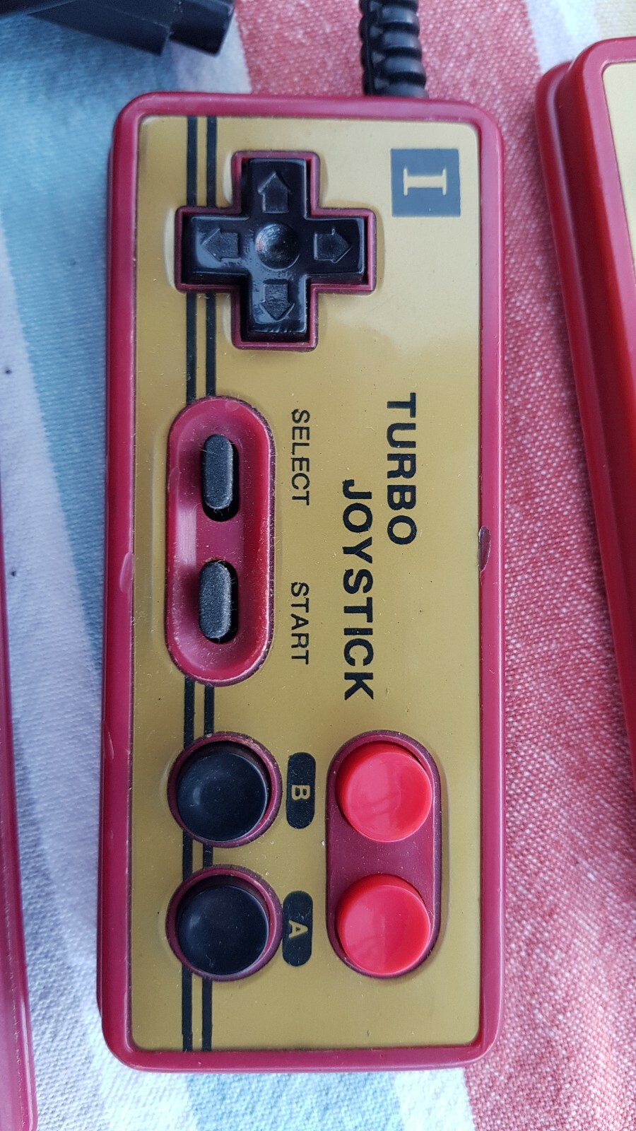 Four Famicom Clone Controllers Turbo Joystick - Picture 4 of 11