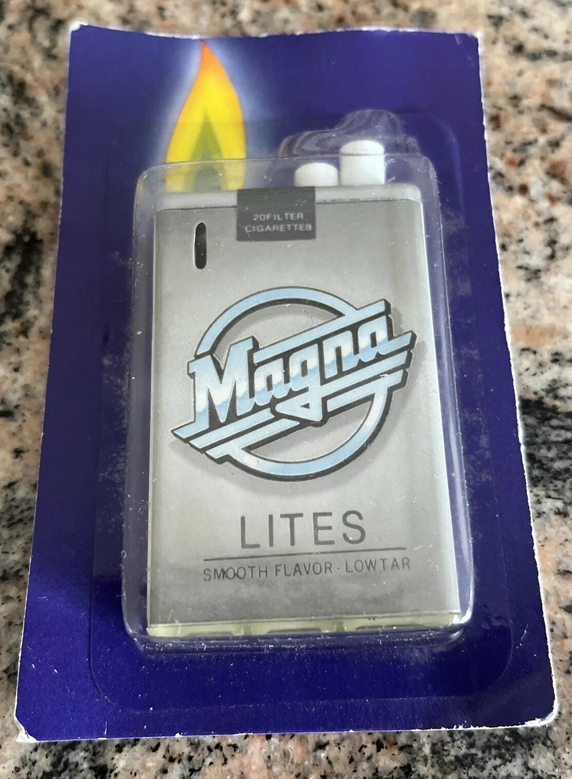 Brand New Rare Vintage 90&rsquo;s Magna Lites Silver  Lighter