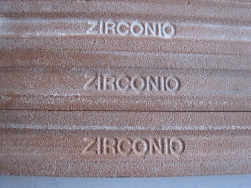 Set of 10 - Zirconio 200 x 15 mm Gold ceramic listello strips - ex-display - Picture 5 of 5