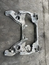 06-13 BMW E90 E91 E92 325I 328I 330I 335I FRONT SUBFRAME CROSSMEMBER RWD