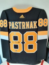 David Pastrnak Autographed Bruins Jersey | AJ Sports Authentication
