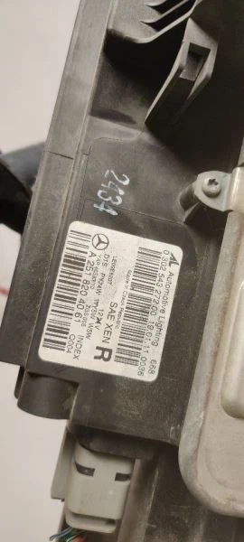 RIGHT HEADLAMP ASSEMBLY 2518205661 2011-2013 MERCEDES-BENZ R350 - Image 4 of 4