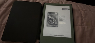 Basic kindle newest edition matcha color case included bundle 
