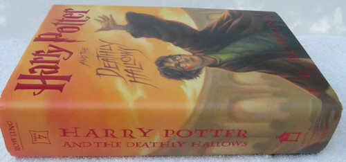 Harry Potter and the Deathly Hallows - Hardcover, by Rowling J. K. - Very Good l