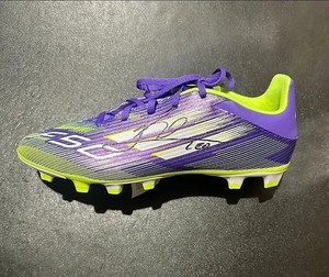 Lionel Messi adidas Purple Football Cleats  autographed cleats Global authenticS