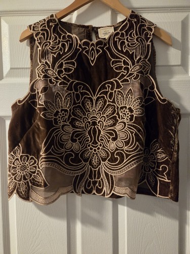 Sterling & Stitch Brown Velvet Embroidered Sleeveless Blouse L - Picture 2 of 9