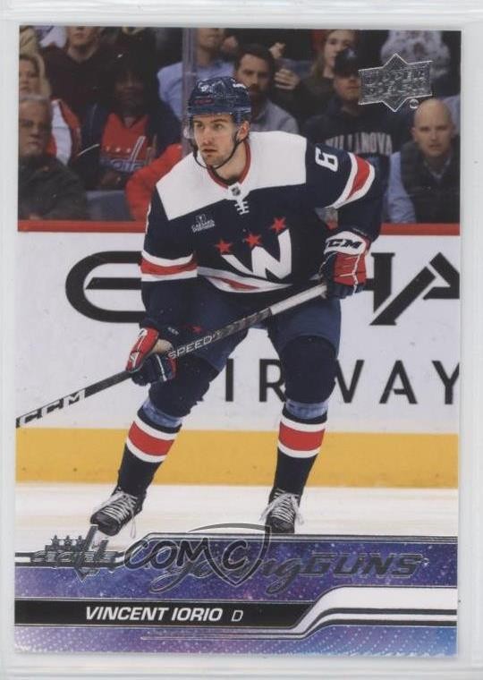 2023-24 Upper Deck Series 1 Young Guns Vincent Iorio #224 8tn