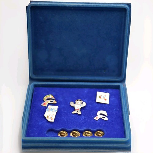 1983 Summer Universiade 5 Enamel Badges Edmonton Alberta Badge Set Original Box