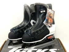 CCM TACKS 452 PRO LITE 3 LADIES LEATHER HOCKEY SKATES BLACK WHITE (SIZE 3.5 REG)