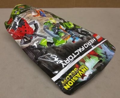 ハルニレ Lego Hero Factory 7157 Thunder Bionicle Villain Von Nebula Set New