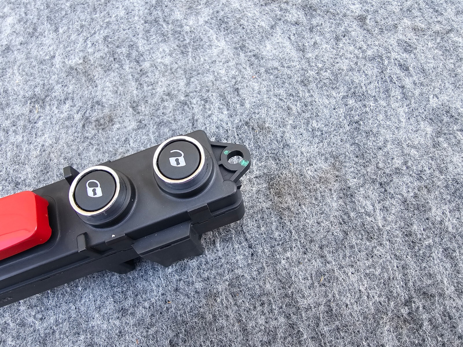 Maserati Quattroporte 2009-2018 Hazard switch