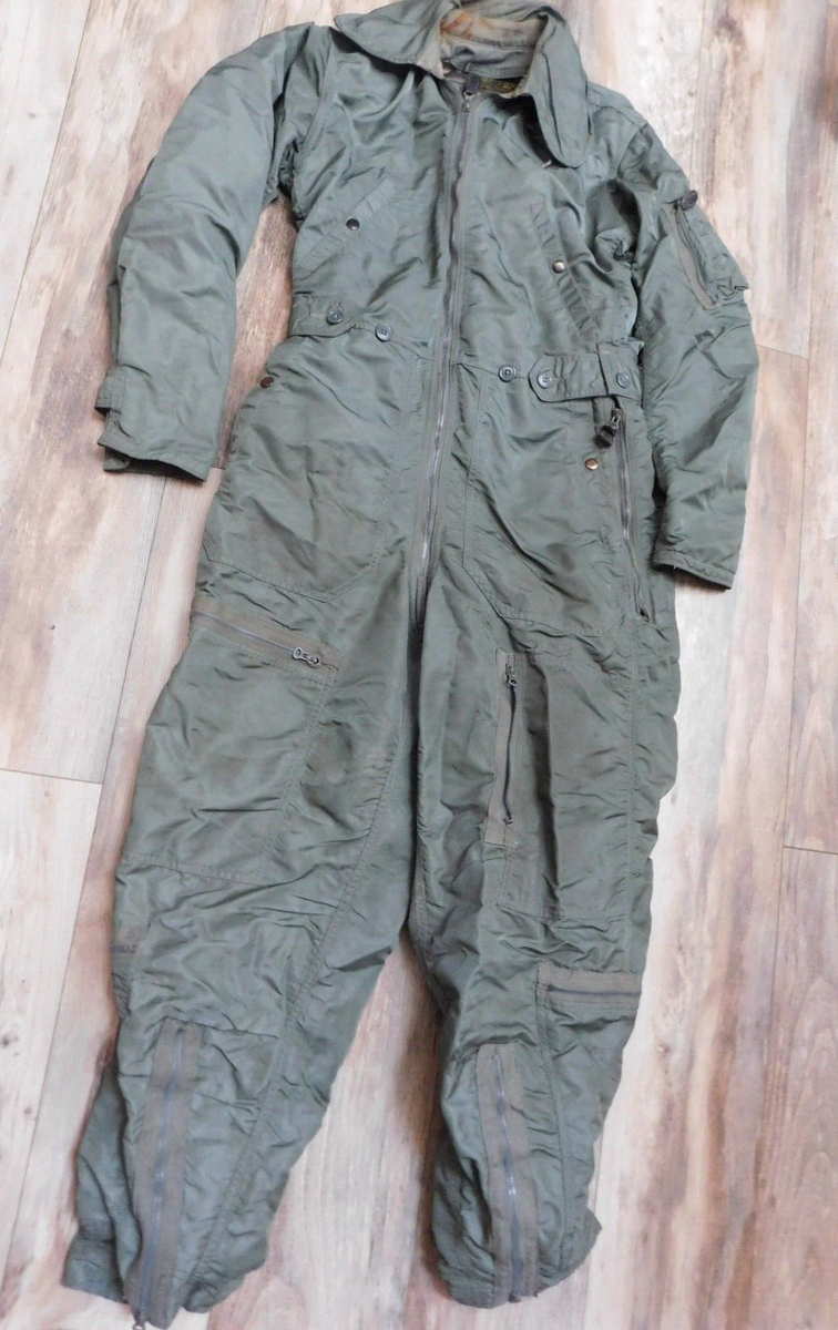 US AIR FORCE FLYER'S FLIGHT SUIT COVERALL CWU 1/P SIZE SMALL