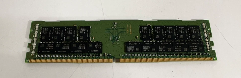 Samsung 1x 32GB DDR4-2666 RDIMM PC4-21300V-R Dual Rank Memory - M393A4K40CB2-CTD - Image 3 of 3