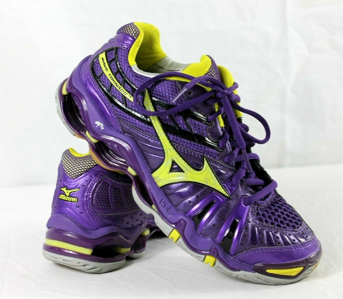 mizuno wave tornado 7