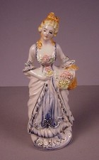 Vintage Old World Woman ceramic figurine 8" figure Elegant European figure