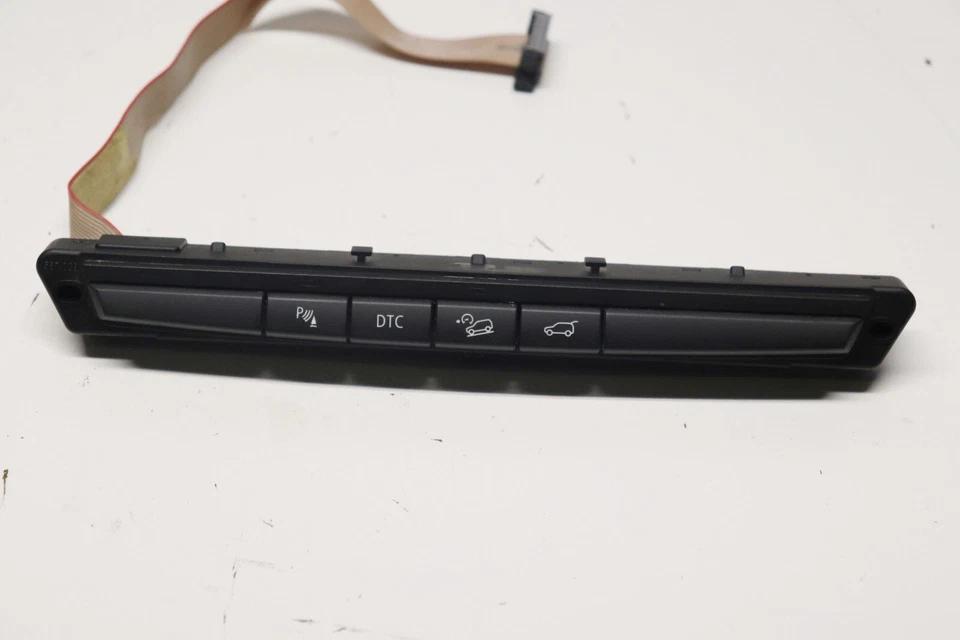 P205194 2007 - 2013 宝马 X5 停车 DTC 后备箱开放开关 61316972780 原始设备制造商 — 第 2/4 张图片