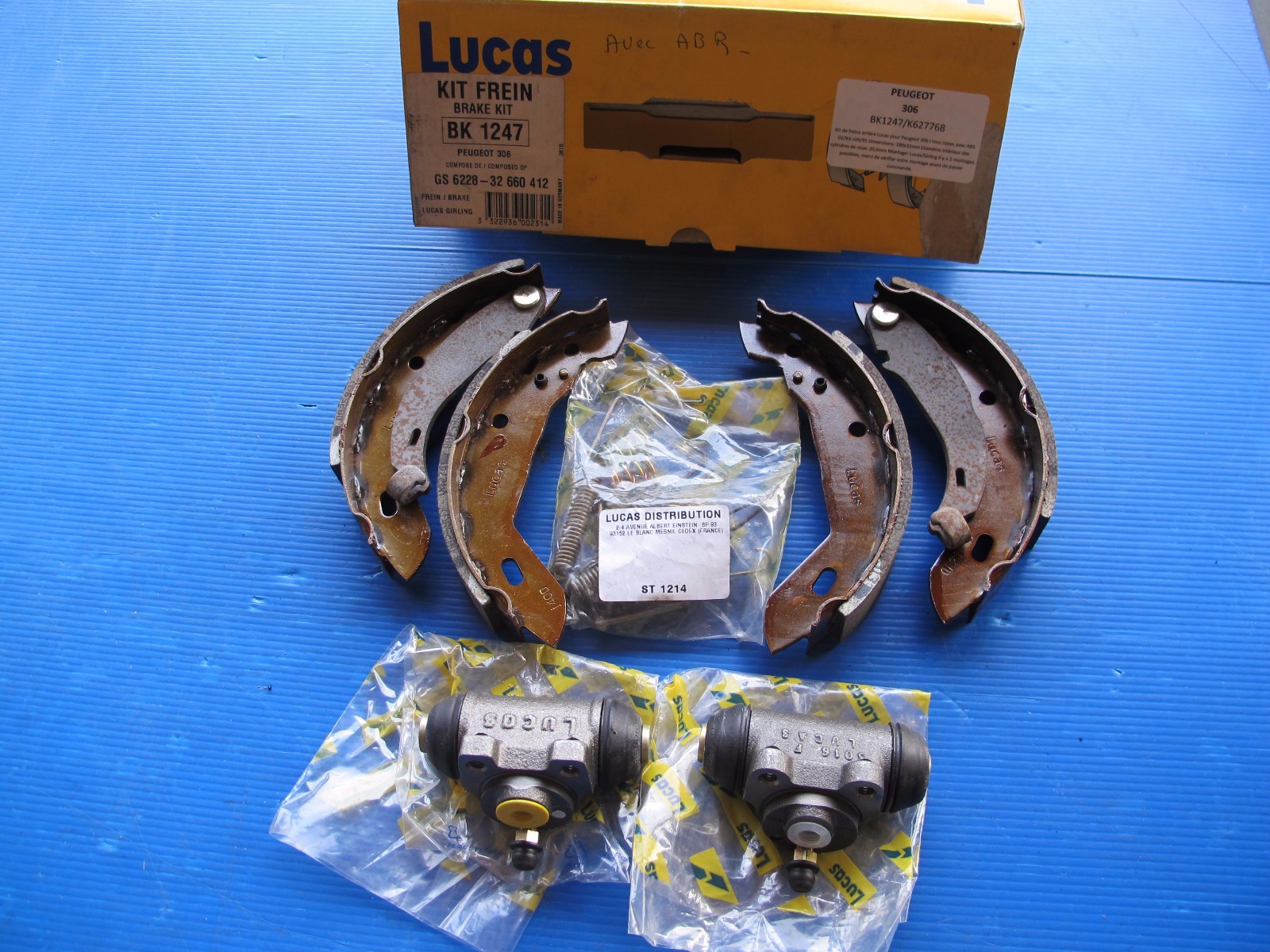 Kit freins arrière Lucas Peugeot 306 ABS 93-95 en acier tambours complet