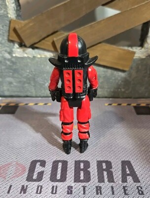 GI JOE ~ 1983 RED WOLF HIGH GRADE ROBOSKULL ~ UK PALITOY ~ ACTION