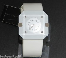 MARC JACOBS WHITE PATENT LEATHER CUFF BAND+SQUARE MINERAL CRYSTAL WATCH-MBM2018