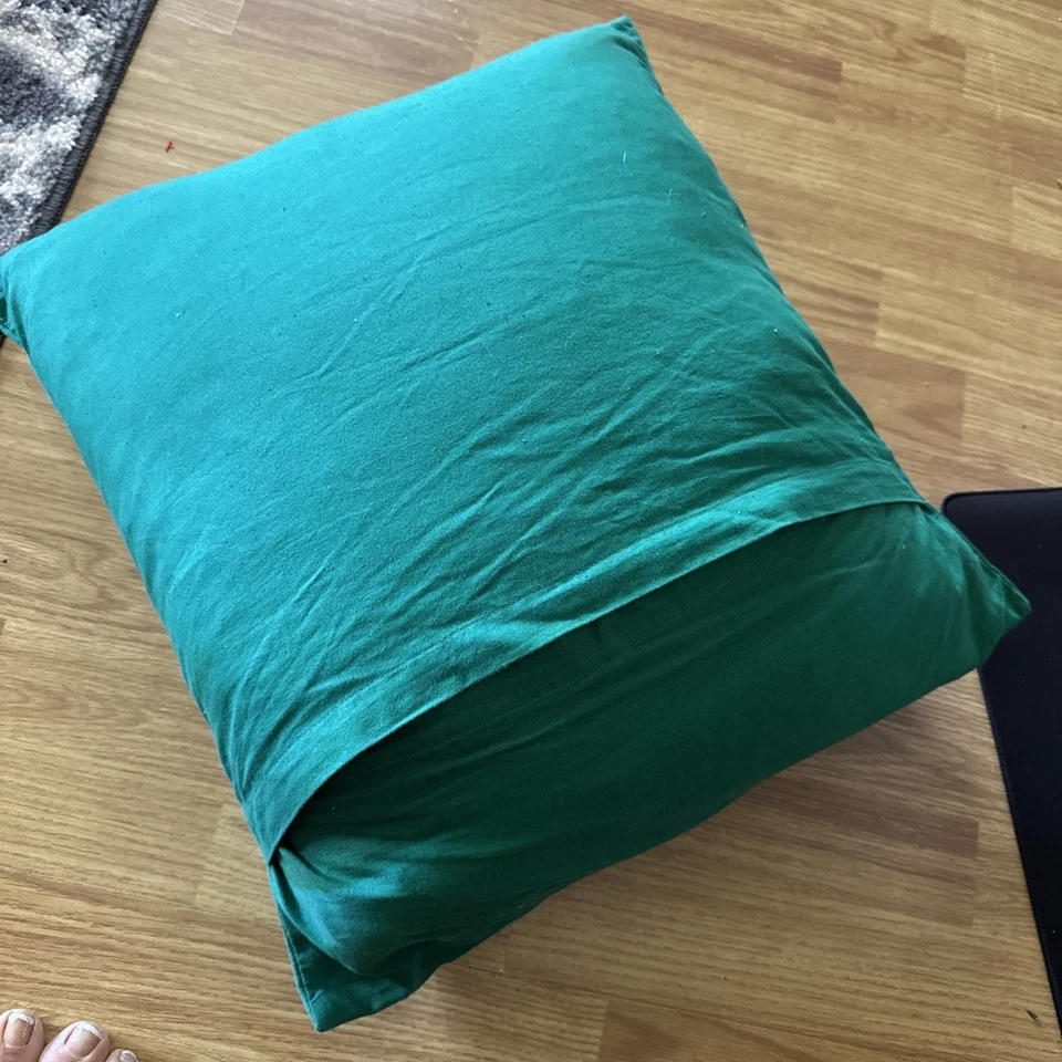 Funda de almohada decorativa Pottery Barn Pickstitch 18x18 verde Foto 3 de 4