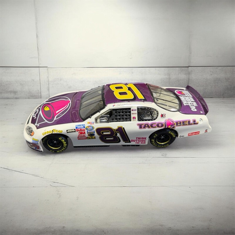 Action Dale Earnhardt Jr 2004 Chevy Monte Carlo #81 Taco Bell 1:24 NASCAR LE