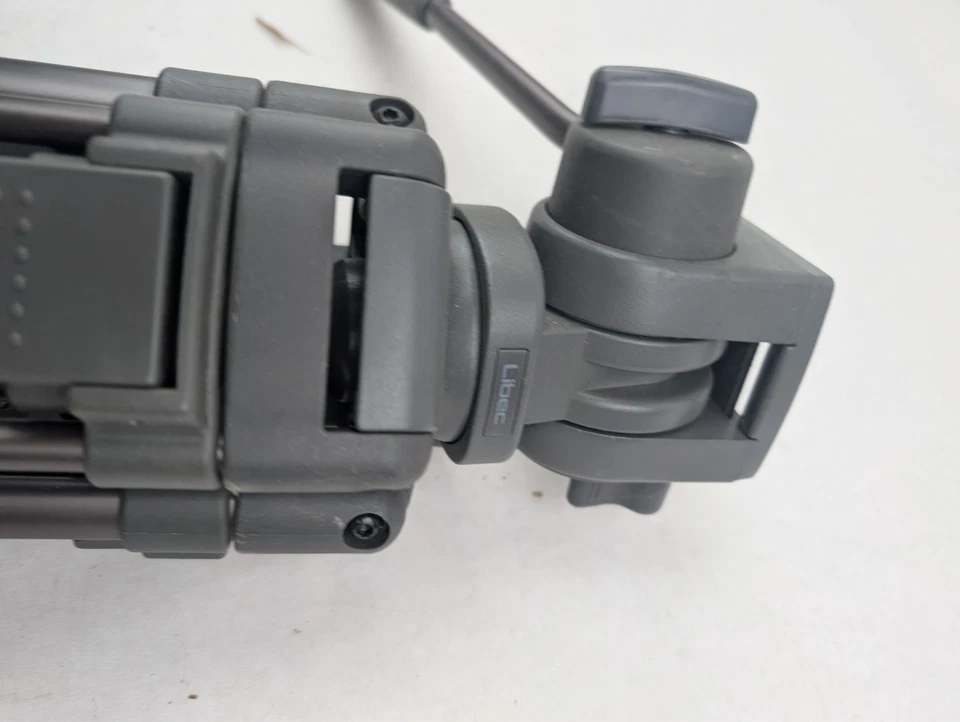 Libec Professional Tripod with Head – Heavy-Duty Video Tripod - Image 4 of 4