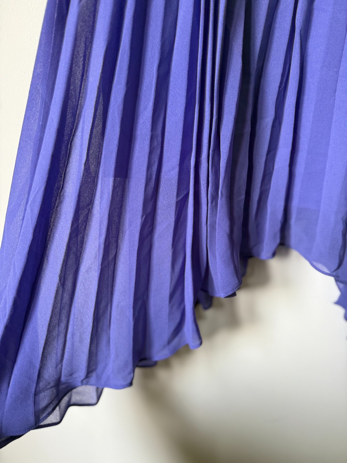 OASIS Colour Block Pleated Dress Size 12 | Cream & Blue Purple Tie Front image 2