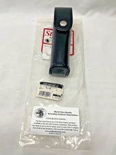 Stallion  Leather Gear Plain  Black MC4-1Mace Spray Holder Silver Snap