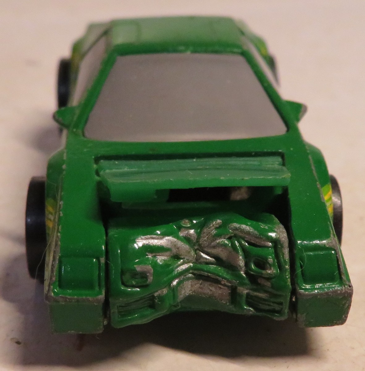 Vintage 1983 Hot Wheels Crack-Ups Cruiser Green Crash Car Hong