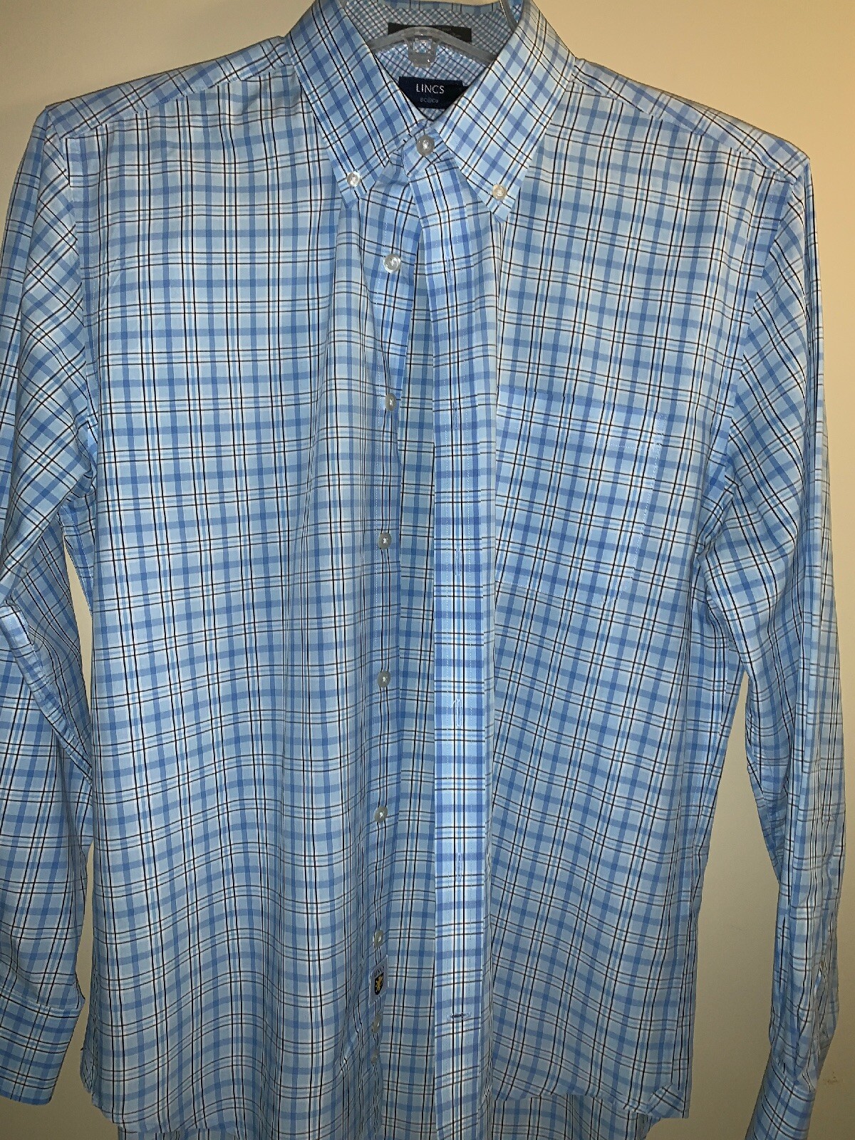 Picture 1 of 8