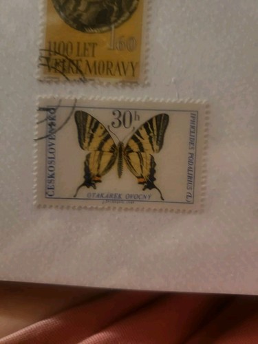 42 used Czechoslovakia Stamps (variety of sets) - Picture 10 of 11