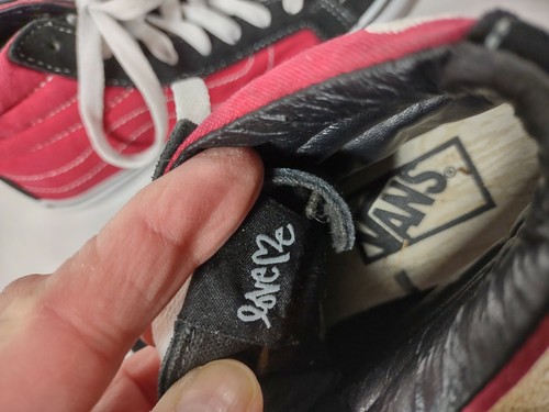 Vans High Tops Love Me schwarz und rot Größe Herren 4 Damen 5,5 Turnschuhe - Bild 7 von 8