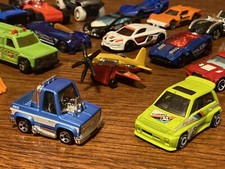 Hot Wheels Matchbox Die Cast Cars Trucks Lot of 25