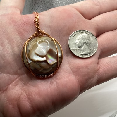  Shells Under The Water Round Pendant Necklace With Wire Set And Chain