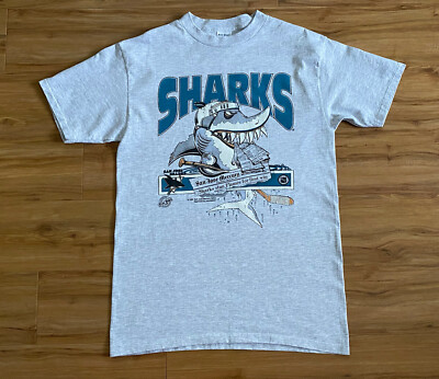 【GLAY】【Lサイズ】【グレー】【Tシャツ】 【超希少】【90s】 Vintage 90s San Jose Sharks Grey T-Shirt Size Large Graphic Tee