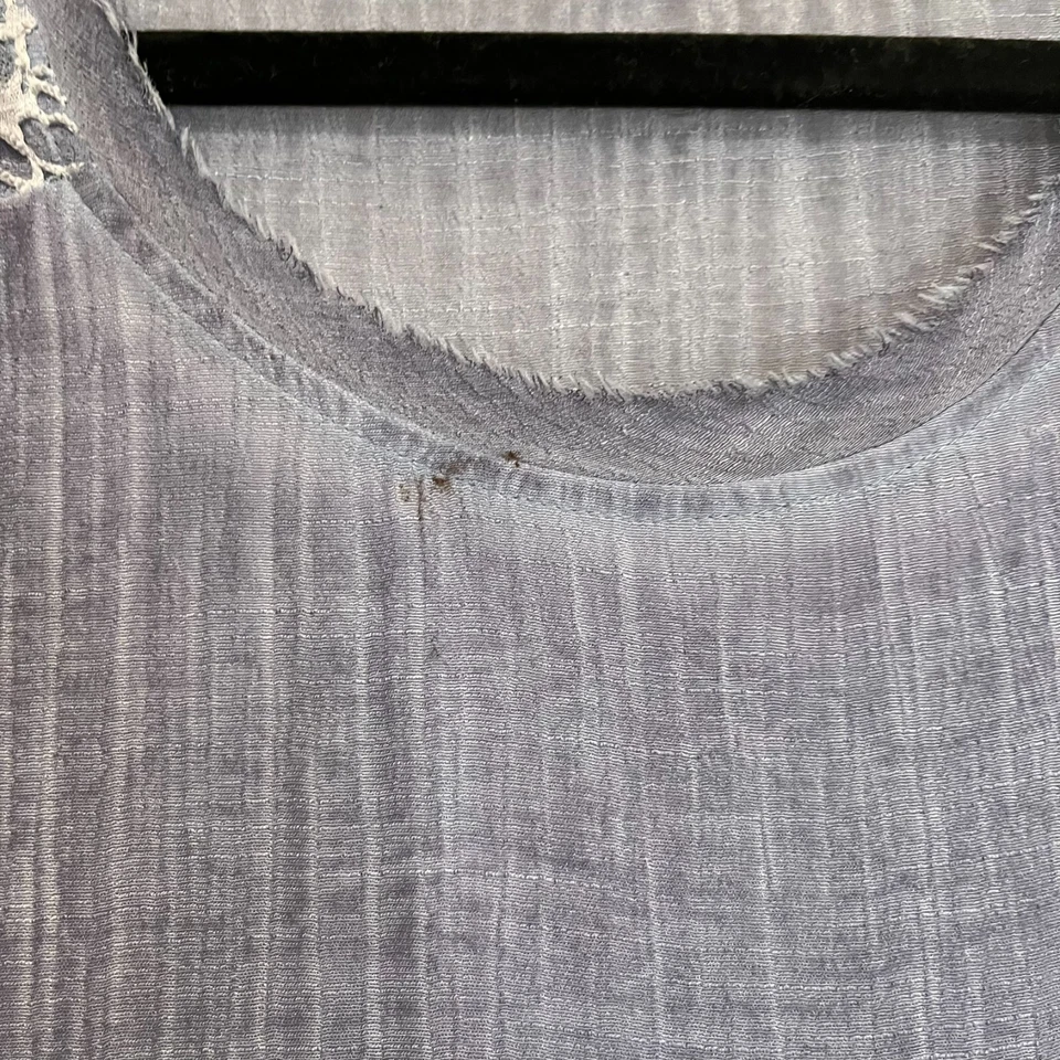 Top túnica Krazy Kat azul ligero con apliques florales dobladillo manga 3/4 para mujer talla L Foto 4 de 4