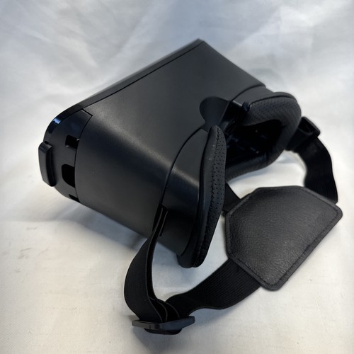 3D Virtual Reality Goggles Headset by iLive - Picture 5 of 13
